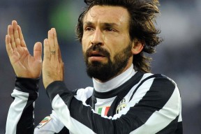 爱游戏娱乐平台 -G2观众热烈欢呼！，塔图姆迎来十赛季出色发挥赛场气氛高涨