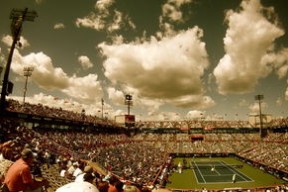 爱游戏网页版 -篮球赛场焦点！法国队对阵中国队，核心球员受伤，球队前景蒙阴影